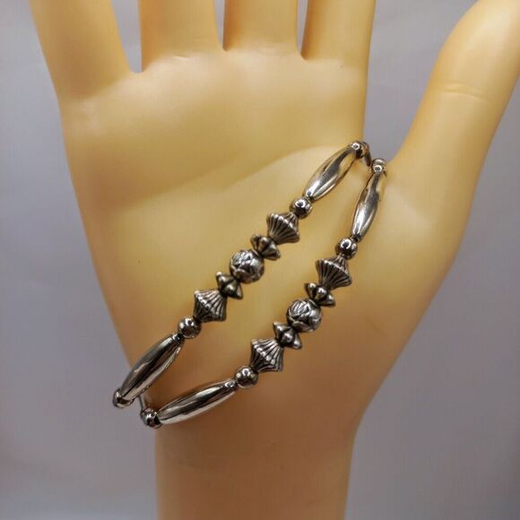 Navajo handmade sterling earrings bracelet - Picture 10 of 13
